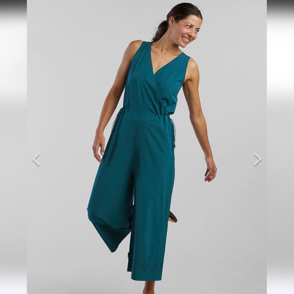 Title Nine Round Trip Sleeveless Women's Teal Blue Jumpsuit Size Small - Picture 4 of 15